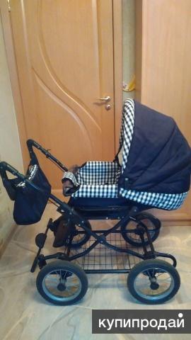 Продаю компактную детскую коляску 2 в 1.