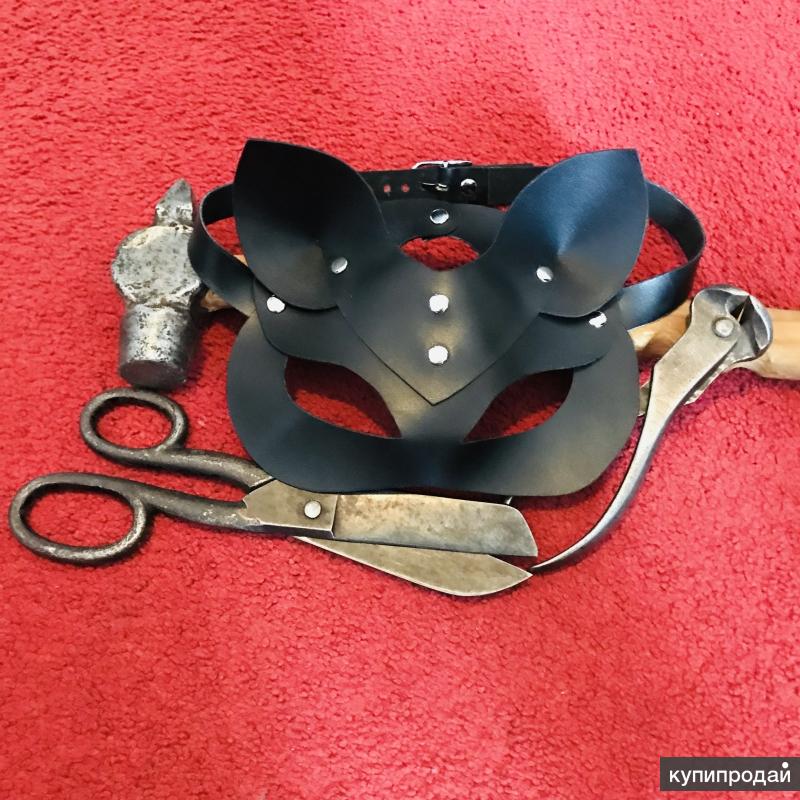 Маска-кошка с мехом БДСМ Арсенал из натуральной кожи, красный 20022ars - BDSM Арсенал - Открытые, с прорезями для глаз - Купить