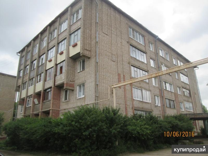 Комната с лоджией в 3-х комнатной коммунальной квартире