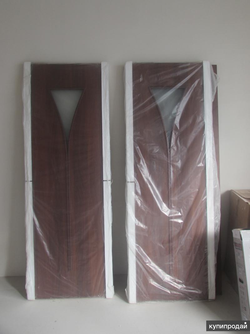 Упаковка грузов для транспортировки. Упакованные межкомнатные двери. Упаковка межкомнатных дверей. Упаковка дверей в картон. Жесткая упаковка.