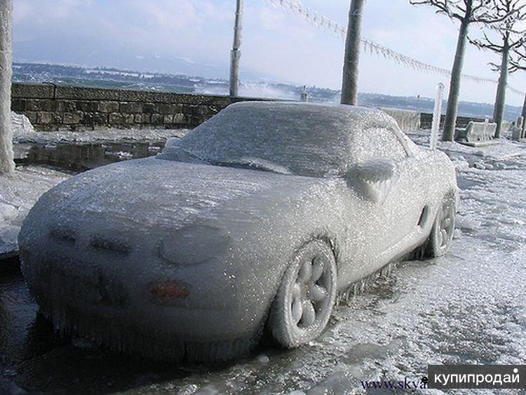 Обледенелый автомобиль