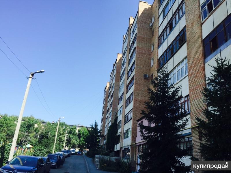 Продается 3-комнатная квартира на ул Глазунова 1 в Пензе