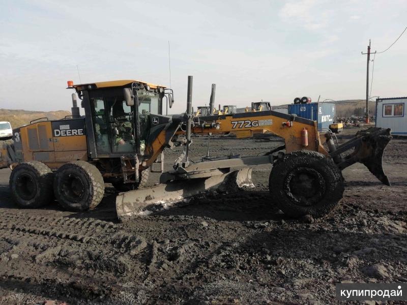 Автогрейдер John Deere 772 G