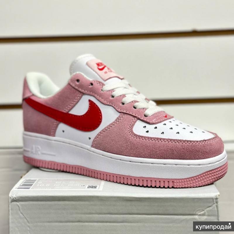 Обувь выборг. Nike Air Force 1 Low «Valentine's Day Love Letter». Nike Air Force 1 Low “Valentine’s Day” 2023. Nike Air Force 1 Low Valentines Day. Кроссовки Air Force 1 Low Valentine's Day Love Letter.