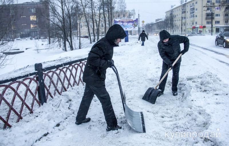00 [03260-20. уборка снега. уборщик снега. электролопата для уборки. снег.
