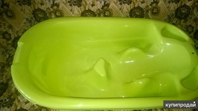 Ванночка 6 букв. Ванночка с горкой салатовая. Ванночка с горкой салатовая зелёная. Детская ванночка зеленая. Ванночка детская желтая.