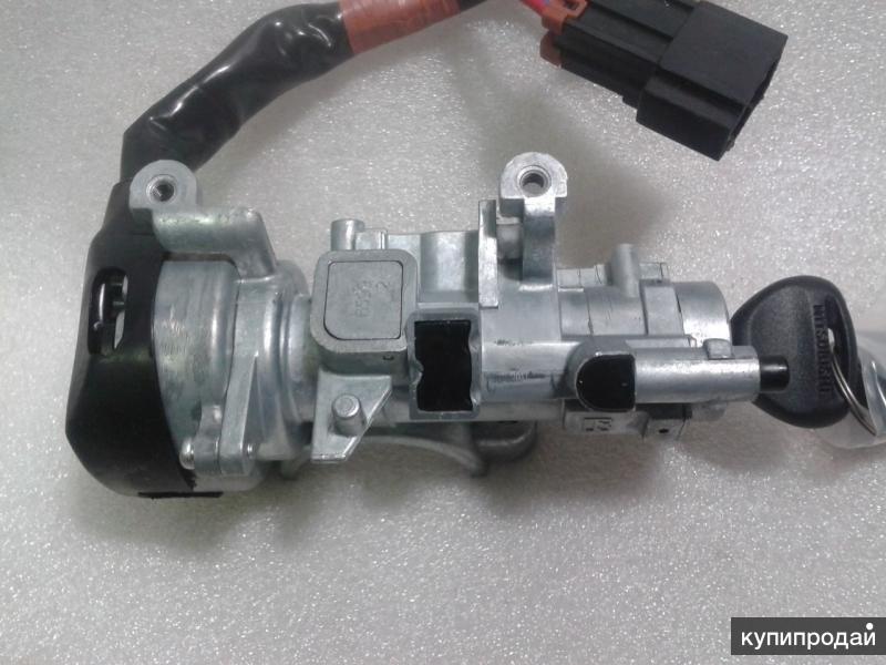 Замок зажигания на canter. Ключ зажигания митсубиси кантер. Брелок открывание дверей митсубиси кантер штатный. Замок зажигания кантер. Замок зажигания кантер.