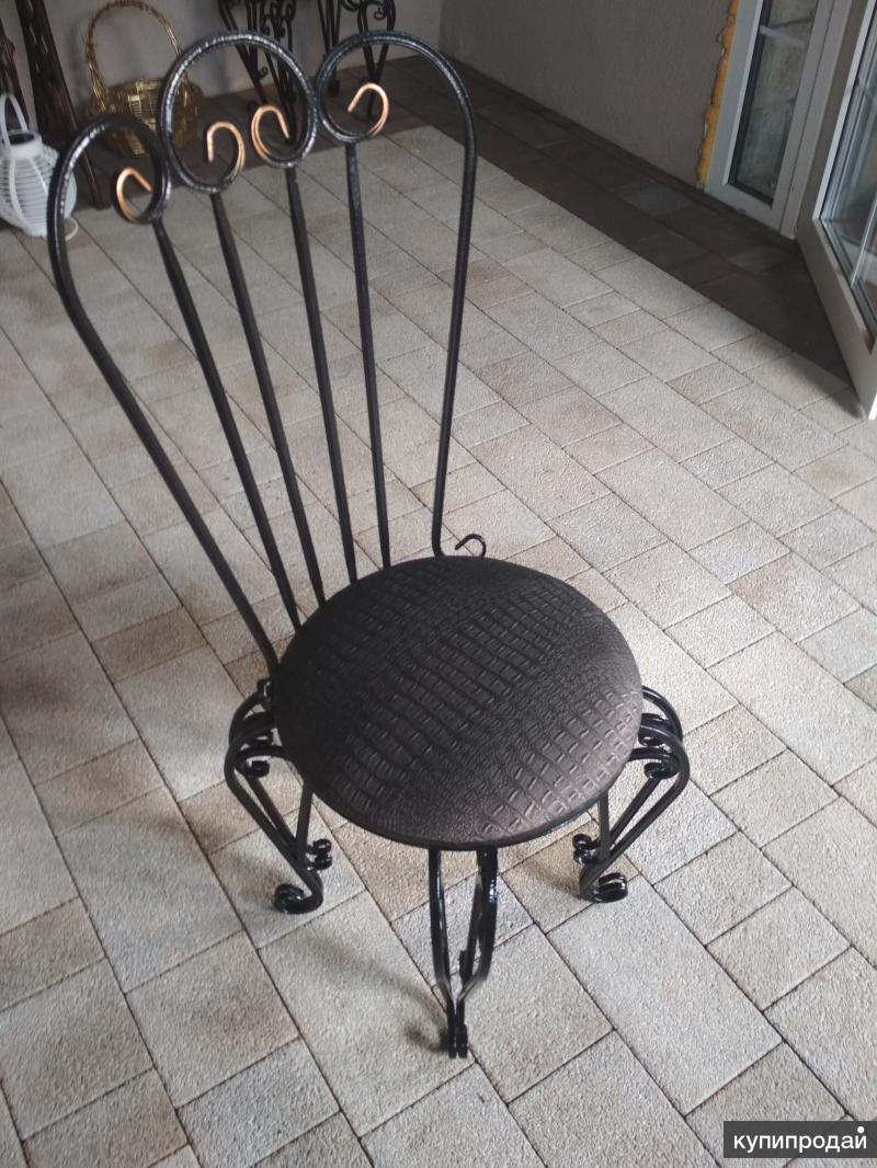 кованые стулья для кухни фото