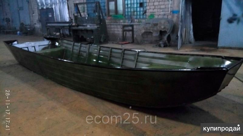 Алюминиевая лодка ульмага Бат с узкими бортами