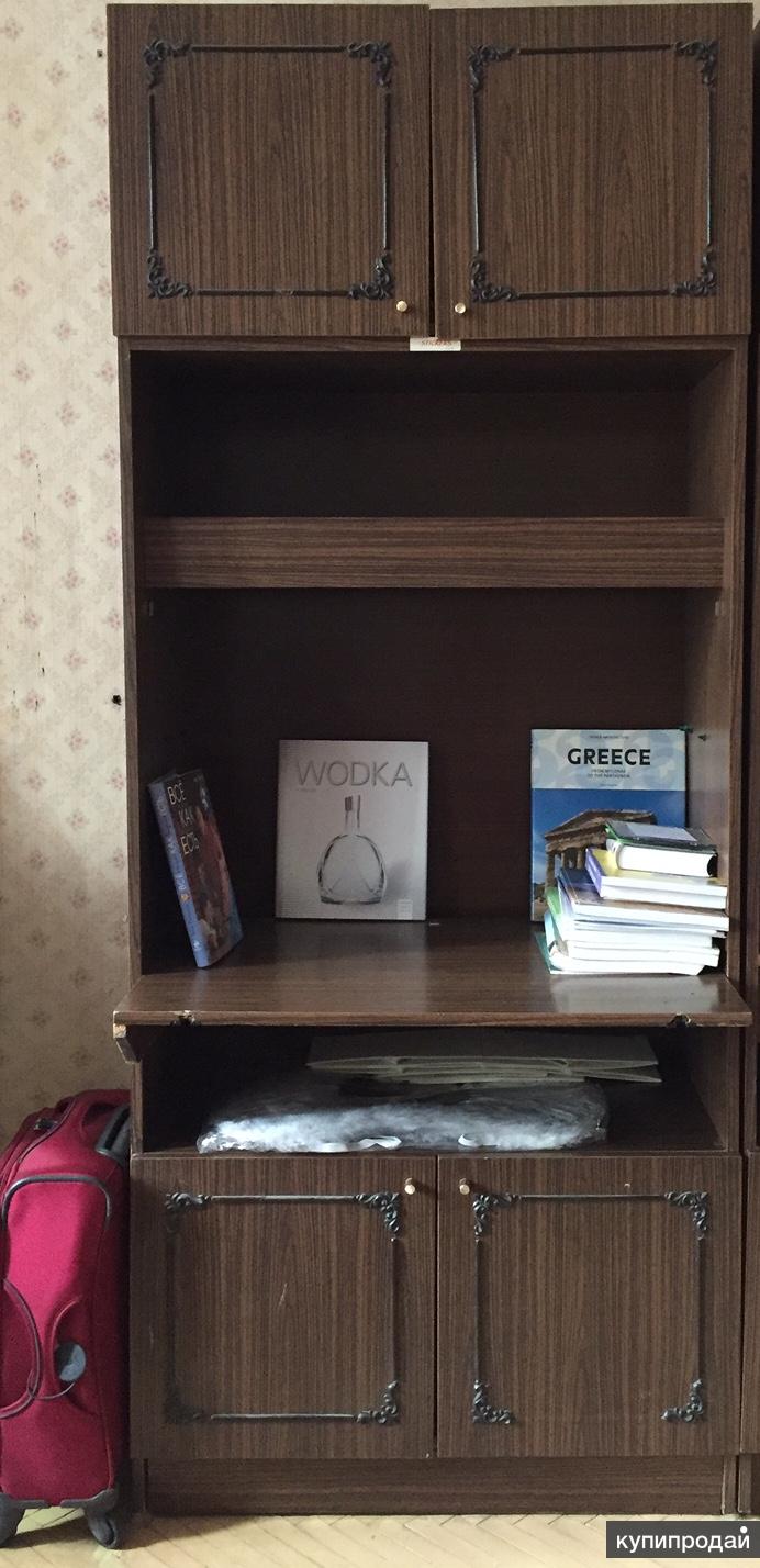 Книжный шкаф и шкаф-секретер с выдвижным столом москва.