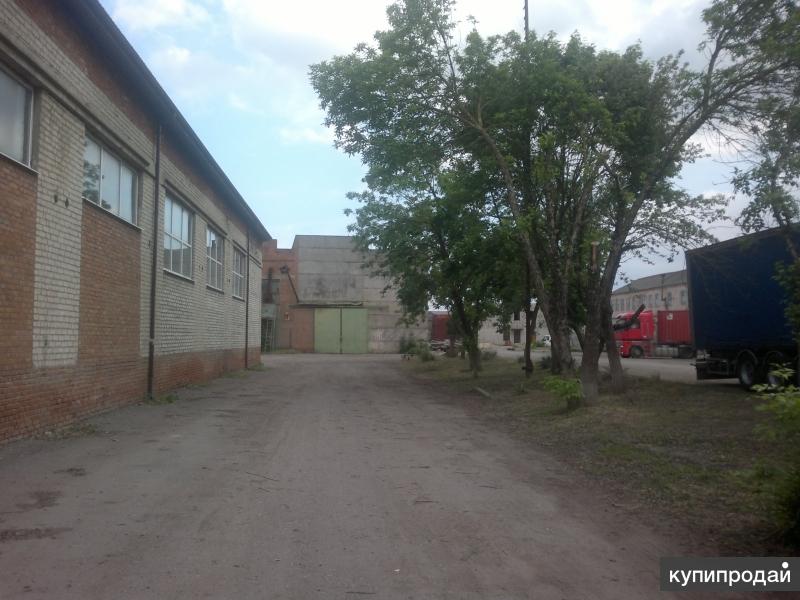 Крупный промышленный комплекс.