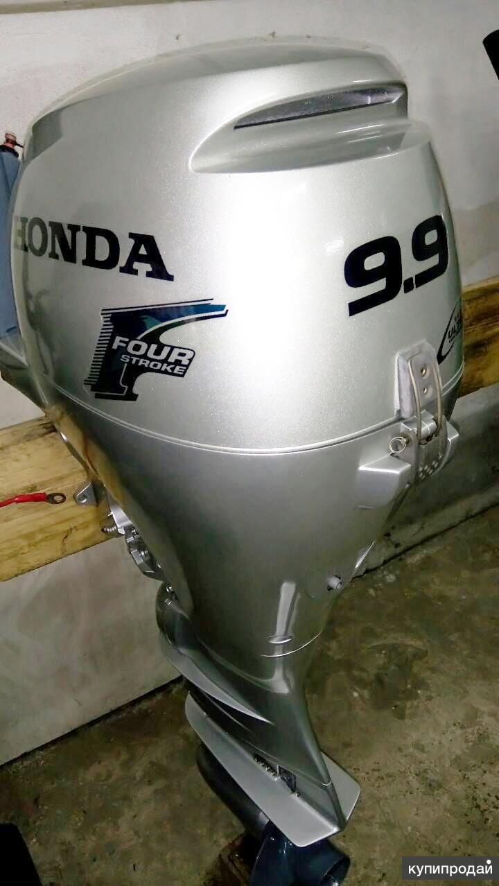 Владивосток лодочные моторы б. Лодочный мотор Honda 9.9. Лодочный мотор Хонда 9.9 2т. Лодочный мотор Honda 4-тактный 9,9. Honda bf 9.9.