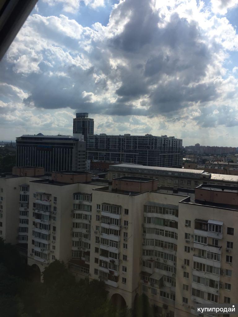 Продам 3-х к. квартиру в г. Краснодаре по ул. В.Головатого 302