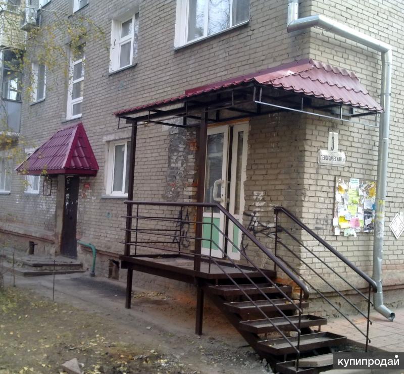 крыльцо магазина