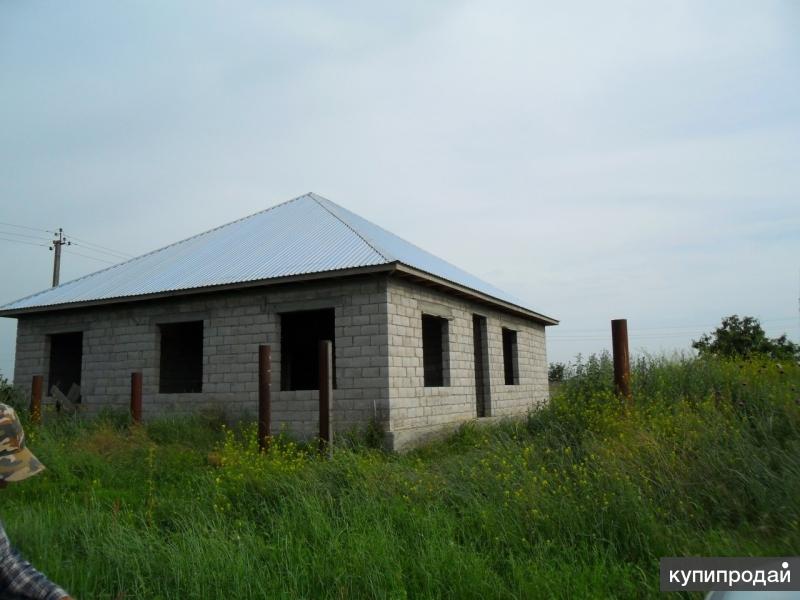 Авито майский кбр. Не достройные дома г Майский. Стройка дома в КБР. Дом в Майский продается КБР. Озера в Майском КБР С домиками.