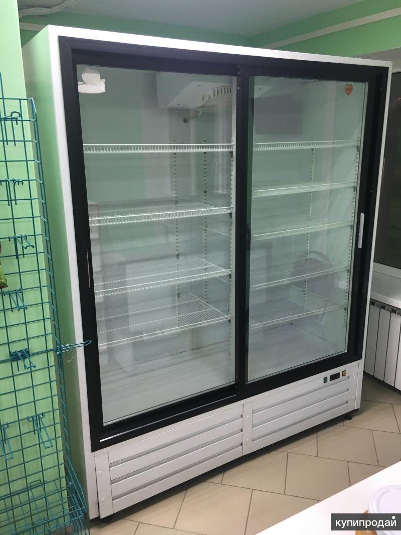 Холодильники витрина б у купить. Холодильный шкаф витрина. Стеллаж для холодильника. Прозрачный дверный холодильник витрина. Полки в холодильник витрину.