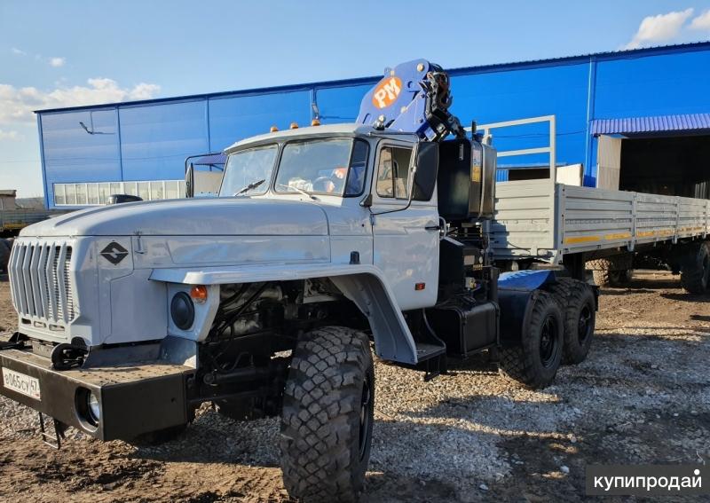 Седельный тягач Урал 4320 с КМУ