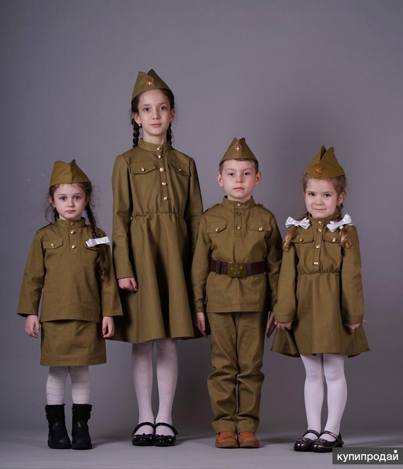 Военная форма для детей на 9. Дети в военной форме. Детская Военная форма. Малыш в военной форме. Солдатская форма для детей.