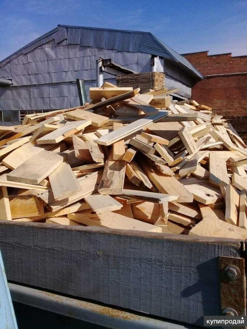 Купить дрова бу. Дрова пиломатериалы. Обрезь древесины. Обрезь древесины на дрова. Обрезки досок на дрова.