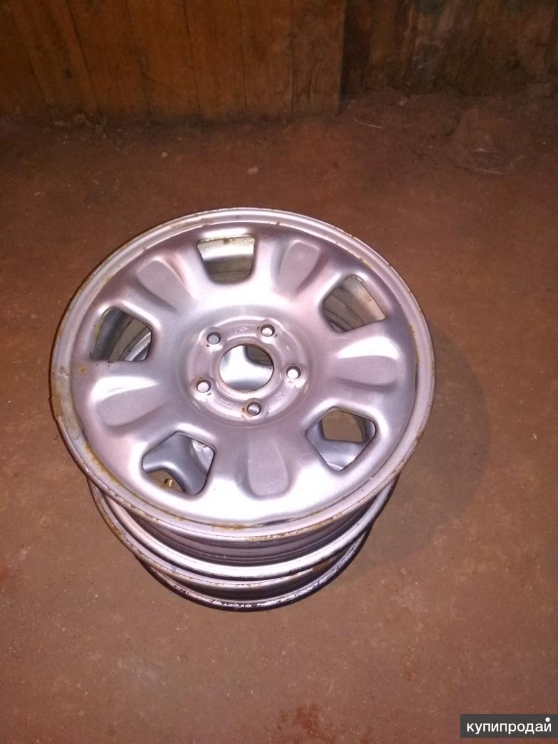 Продам диски бу на автомобиль Рено Дастер в Ярославле