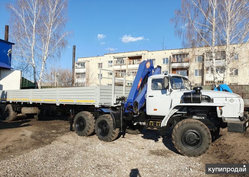 Сцепка Тягач урал-4320 с КМУ и полуприцепом 12 м