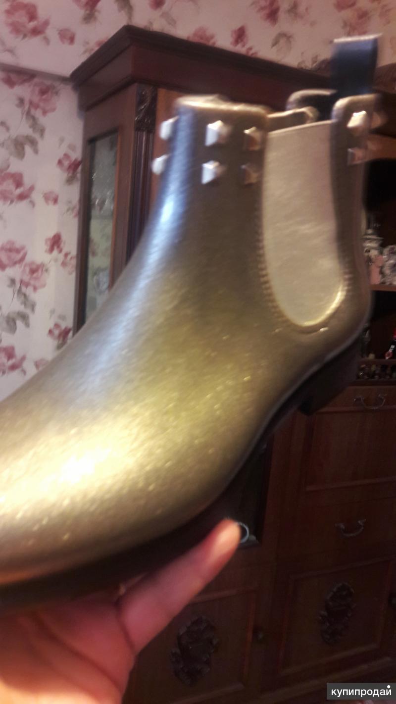 Резиновые полусапожки Menghi Shoes & Co. s.r.l. в Москве