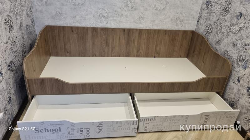 Кровать в Южно-Сахалинске