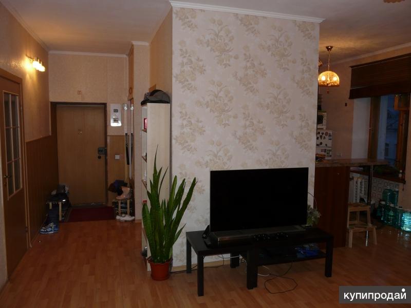 Продам 3- комн. квартиру в центре
