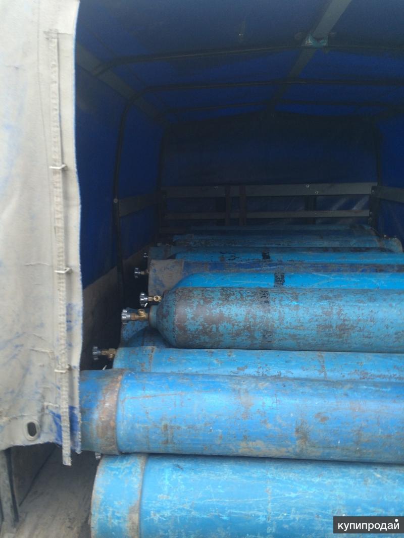 Баллон кислородный 40л. Стандартный баллон с кислородом. Баллон 150 литров. Погрузка баллонов с кислородом. Автоперевозка кислородных баллонов.