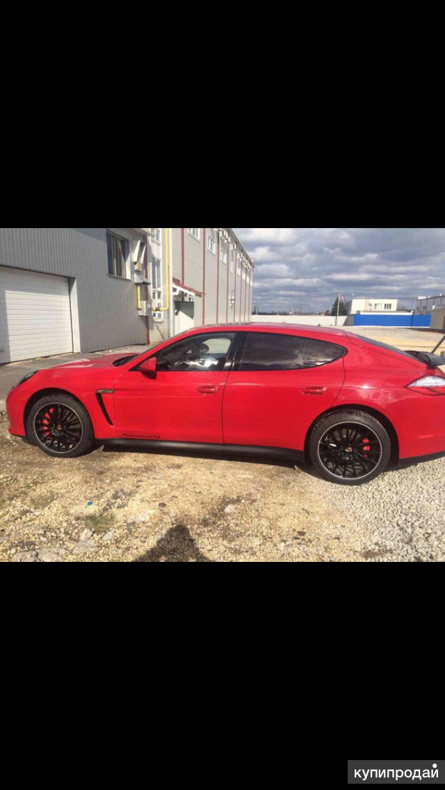 Porsche Panamera GTS, 2012