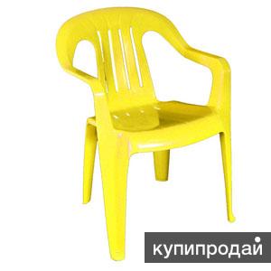 Пластиковый стул (кресло) для пикников. Цвет на выбор.
