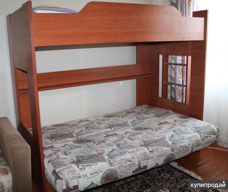 Авито мебель кровати б у. Даром двухэтажные кровати. Бэушные кровати двухъярусные. Двухэтажная БЭУШНАЯ кровать. Кровать двухэтажная диван полуторка.