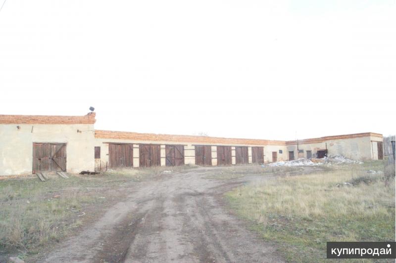 Продам базу с жилыми домами 1100 м2