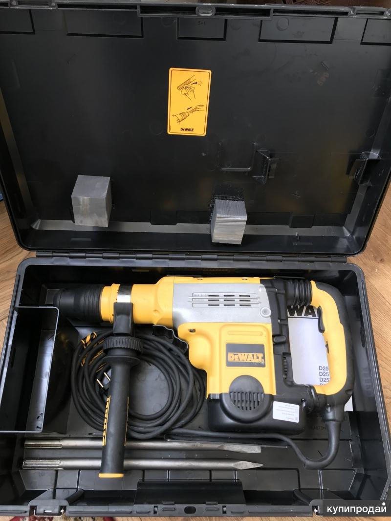 Перфоратор Dewalt D25723K 1400Вт