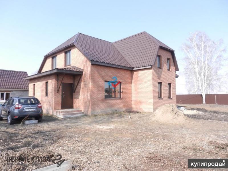 Продаётся большая усадьба с общей площадью 175 кв.м.