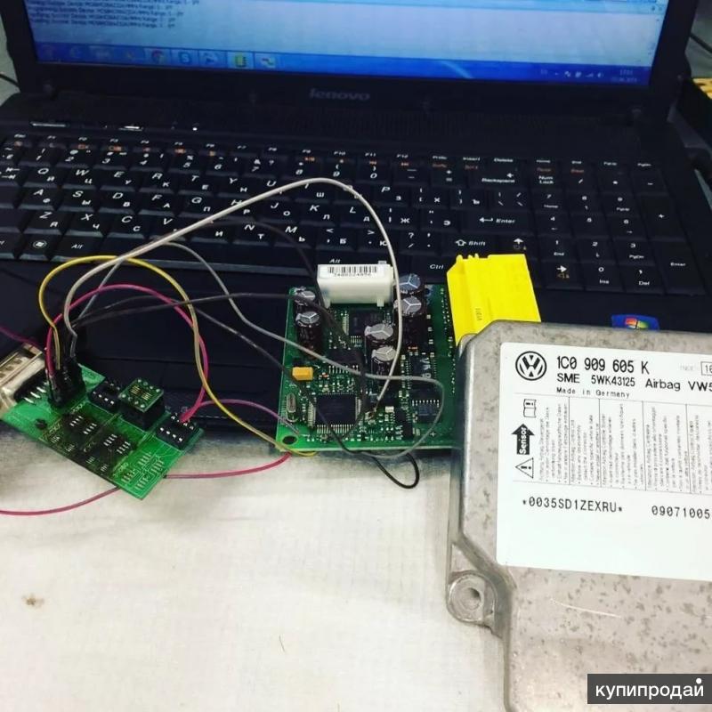 Прошивка блока srs nissan qashqai своими руками. Прошивка блока srs. Пайка блока управления автомобиля. Блок srs airbag volkswagen polo. Renault logan 2 эбу.