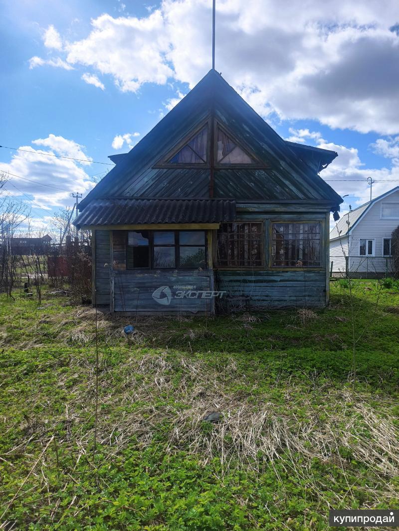 Дачи в кольчугине. Загородный домик с землей. Дом дача. Дом или дача. На даче.