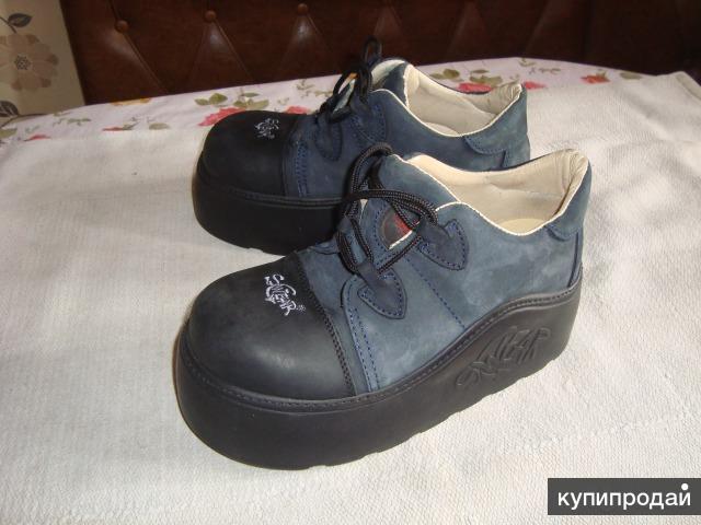 Авито ботинки мальчику. Ботинки swear 2000. Ботинки swear на платформе 1999. Swear ботинки мужские. Обувь swear 90-х.