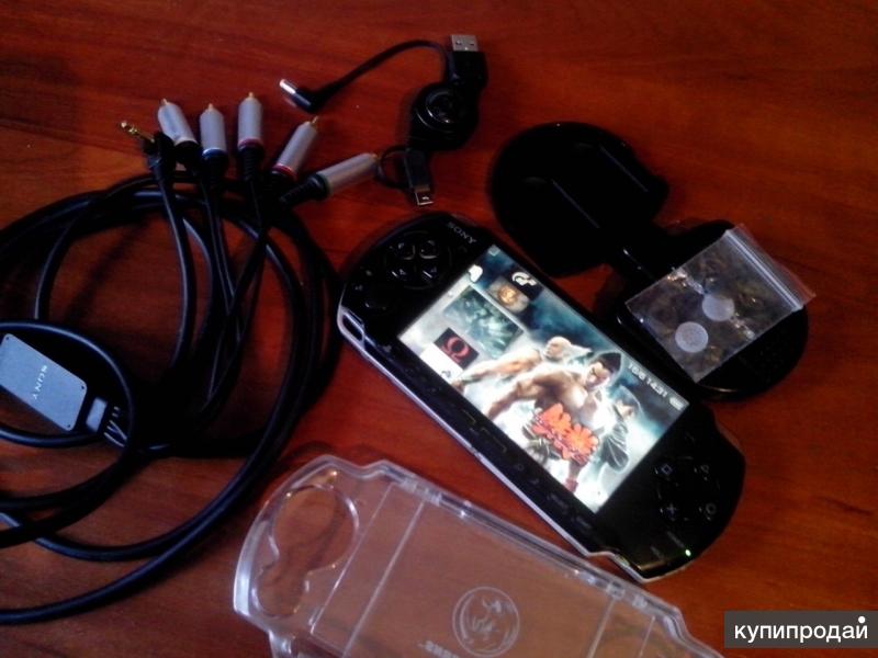 Продам игровую приставку PSP-3008