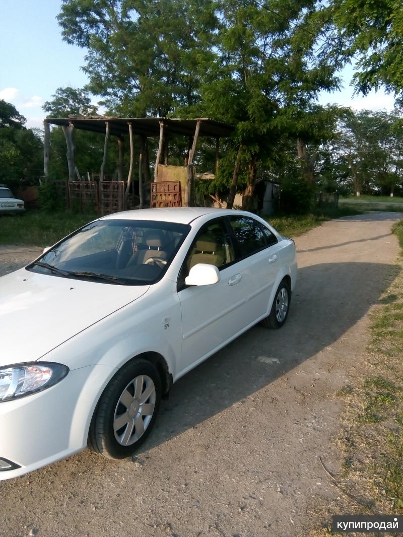 Lacetti Gentra White