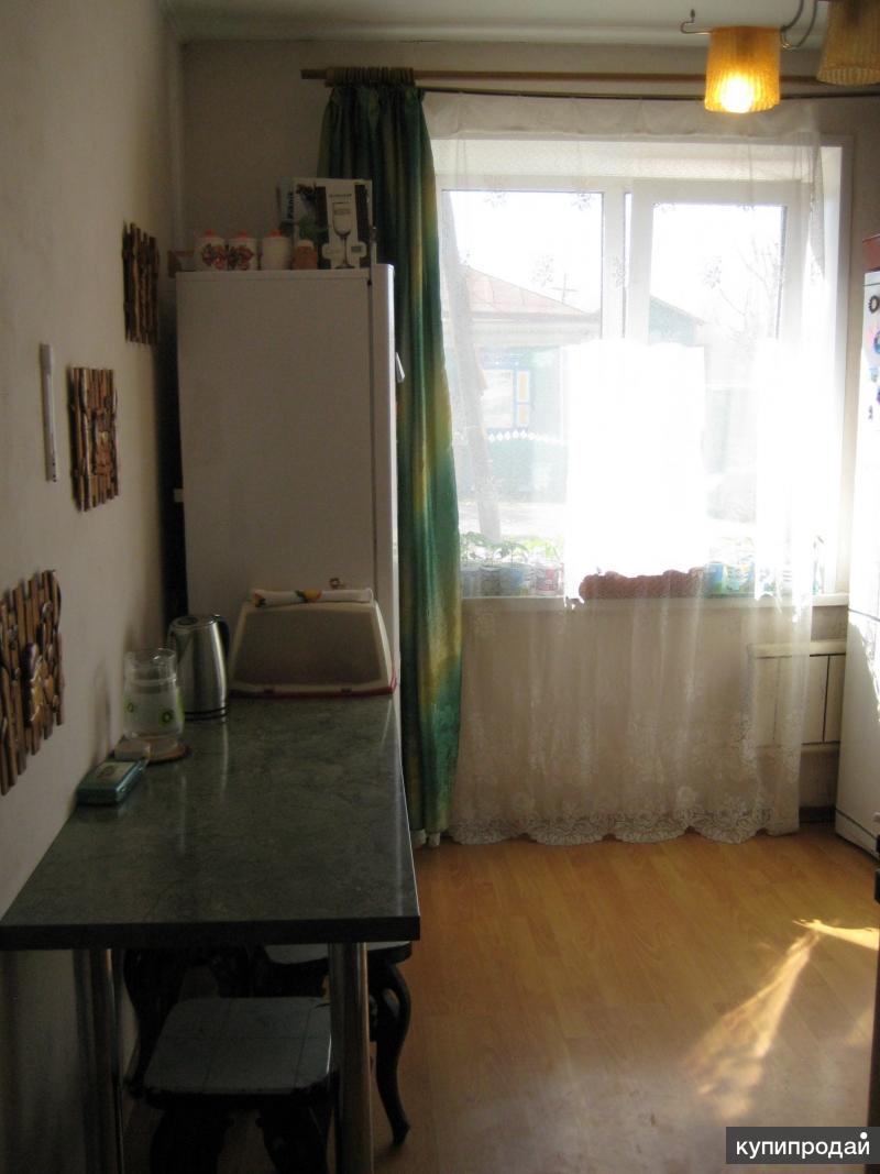 Продам 2 -комн. квартиру по ул. Парашютная, дом 18