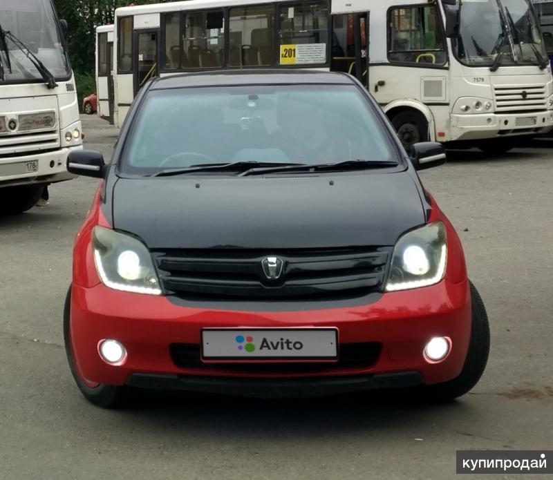 Toyota Ist, 2003, чёрно-красный стайлинг