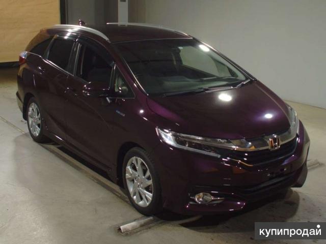 Универсал гибрид Honda SHUTTLE HYBRID кузов GP7 модификация Z