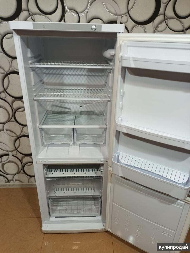 Indesit 2010 холодильник indesit. Indesit b18fnf. Холодильники индезит спб. Холодильник индезит б/у. Холодильник indesit sd125.