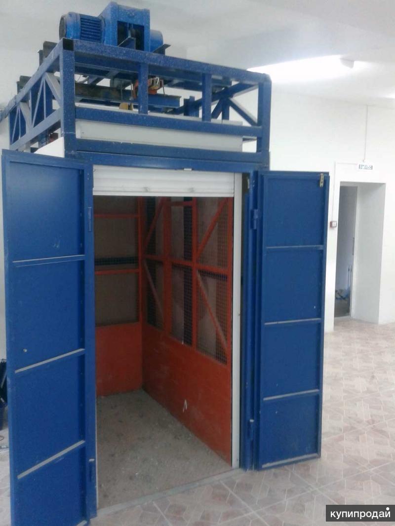 Лифт грузовой завод. Двери боствиг для грузовых лифтов. Щербинский лифтостроительный завод кабины. Лифт щлз 2022 года. Грузовые лифты щлз распашными дверями.