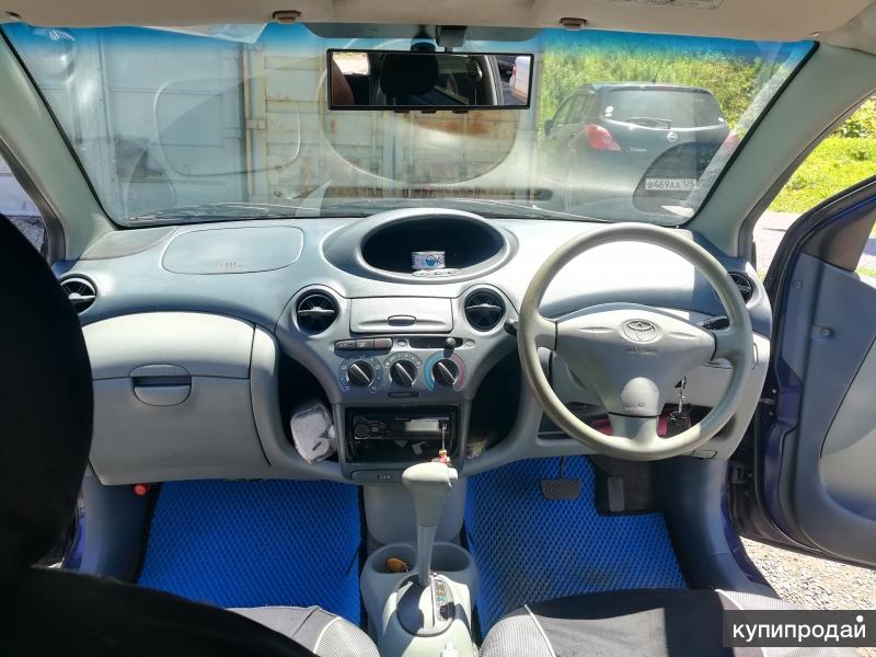 Toyota vitz 2000 года. Toyota Vitz 2000 салон. Тойота Витц 2000 год салон. Панель Витц 2000. Тойота Витц салон 1999.