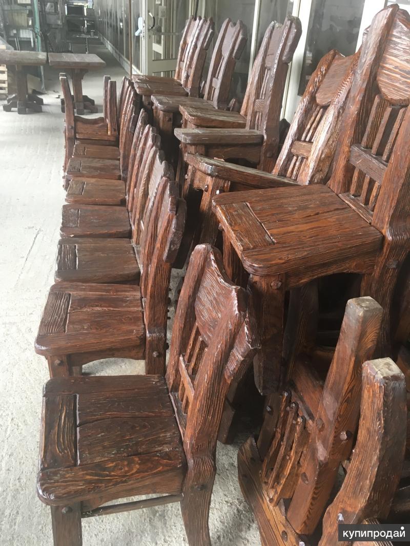 Куплю б у кафе. Массивные стулья из дерева. Стулья из массива дерева под старину. Столы и стулья из массива дерева под старину. Столы и стулья под старину из дерева.
