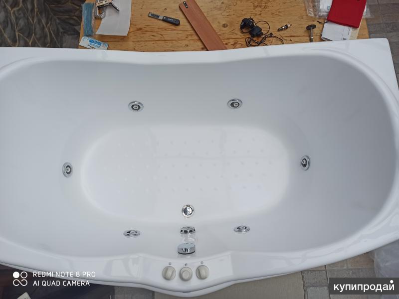 Ванна джакузи с гидромассажем б/у в Москве