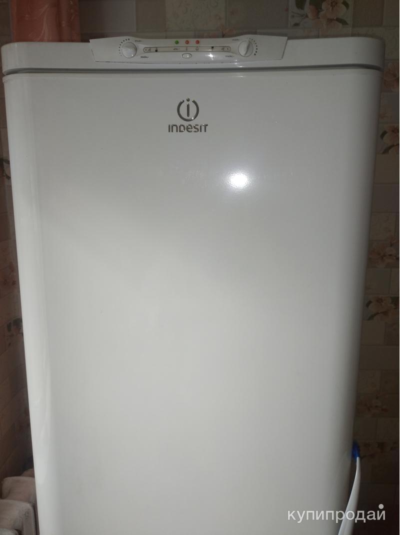 Холодильник Indesit C236 G в Барнауле