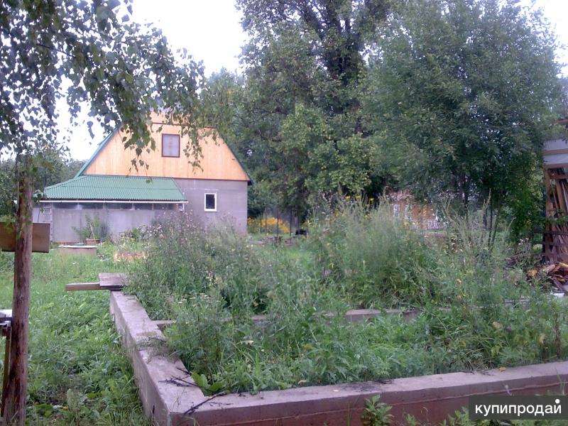 Продам дом с частичными удобствами.